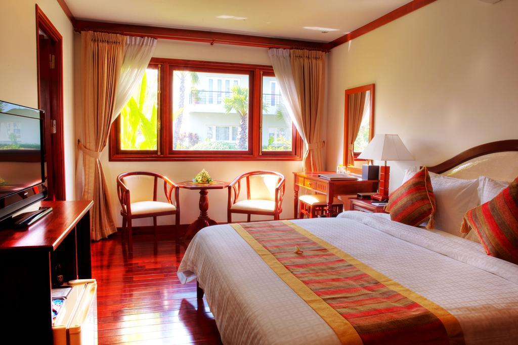 Paradise Angkor Villa Hotel Siem Reap Exteriör bild